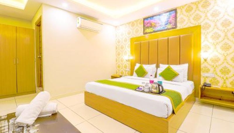 Bilgi - The Glory Hotel
