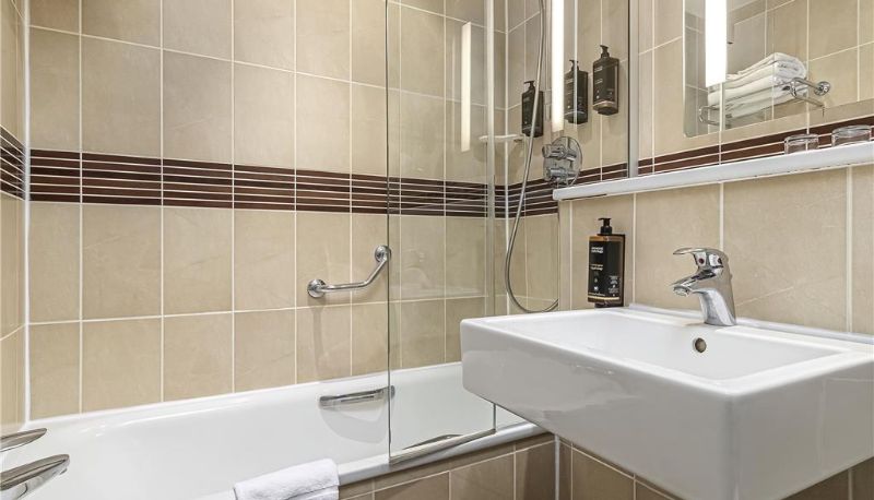 Camera - Mercure Salisbury White Hart Hotel & Apartments