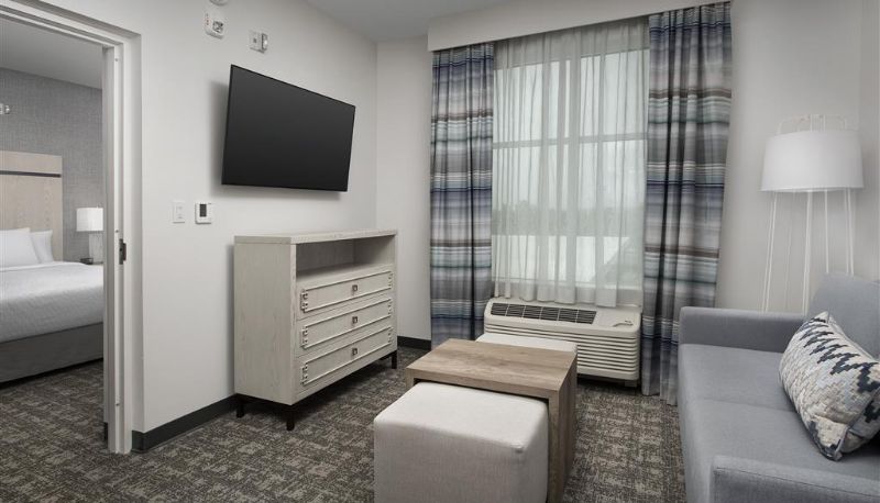 Room - Homewood Suites by Hilton Destin