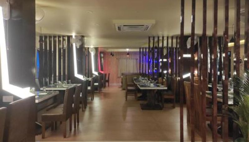 Sala prima colazione all'interno del ristorante - Hotel Paradise - Biswanath Chariali