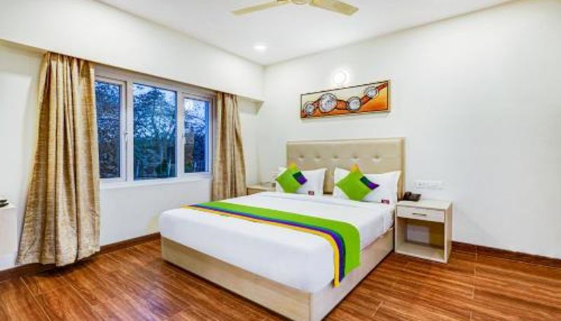 Zimmer - Treebo Galaxy Suites Near Yeshwanthpur Railway Station
