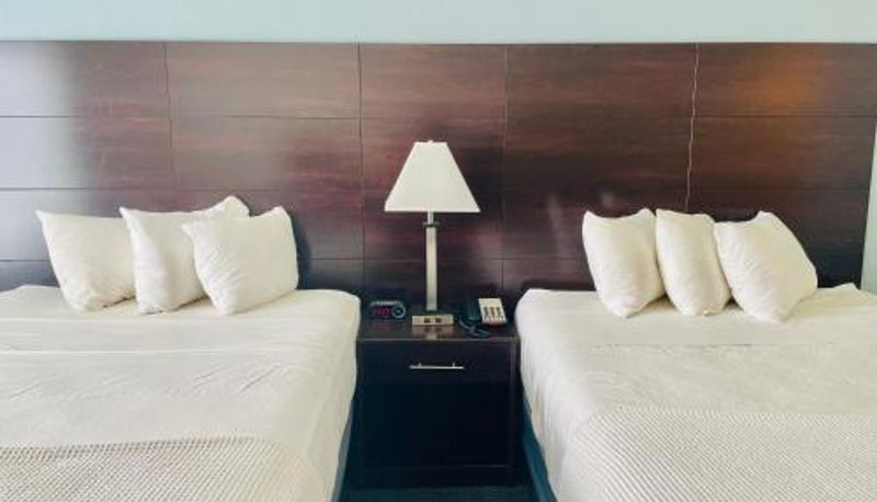 Manzara - FairBridge Inn & Suites Cuero