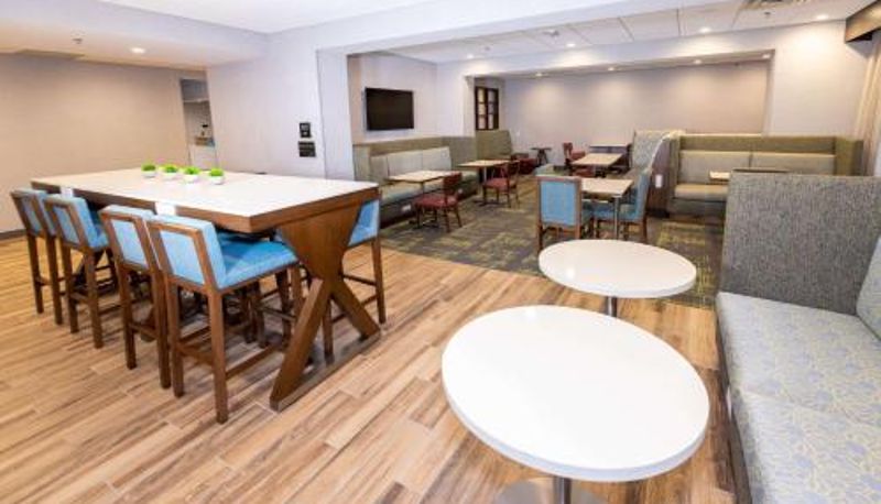 Rezeption - Hampton Inn by Hilton Selma