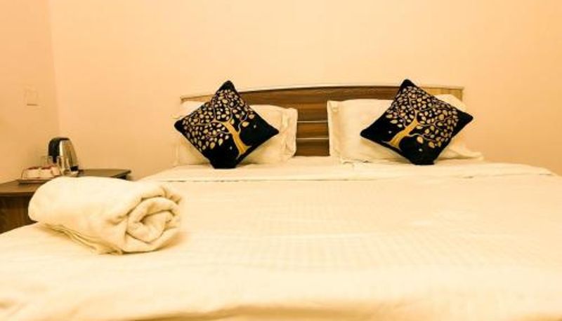 Información - Aishwaryam Hotels & service Apartment