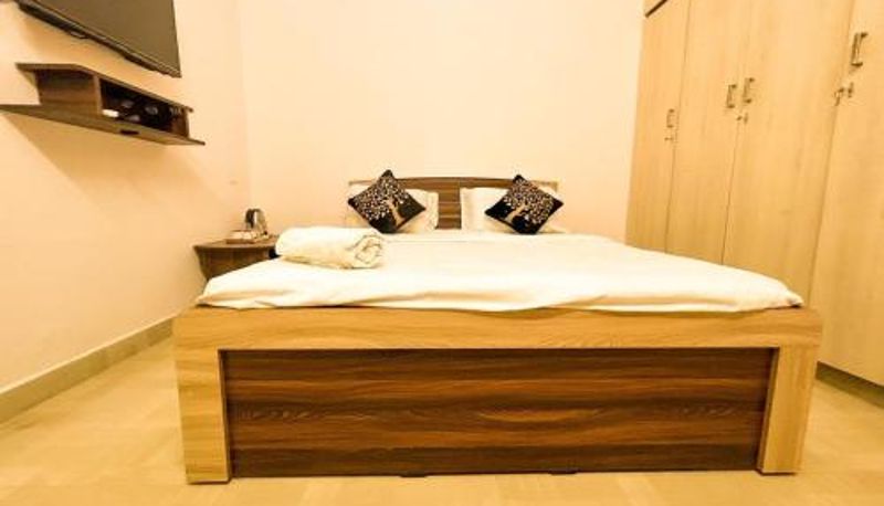 Suite - Aishwaryam Hotels & service Apartment