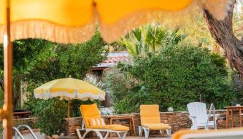 Suite - The Good House- Hot Spring Hideaway