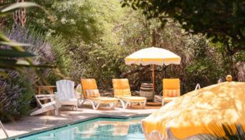 Suite - The Good House- Hot Spring Hideaway
