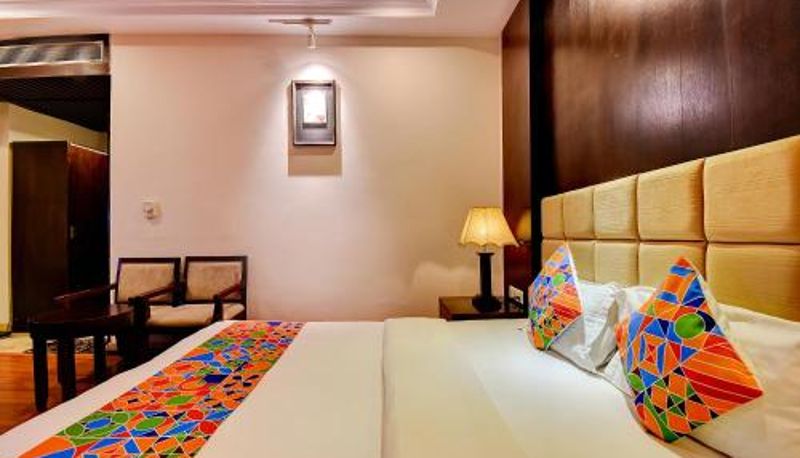インフォメーションセンター - FabHotel Suvee Boutique