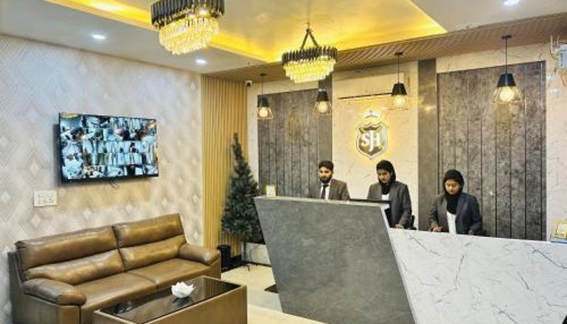 Zimmer - SHREE JEE HOTEL