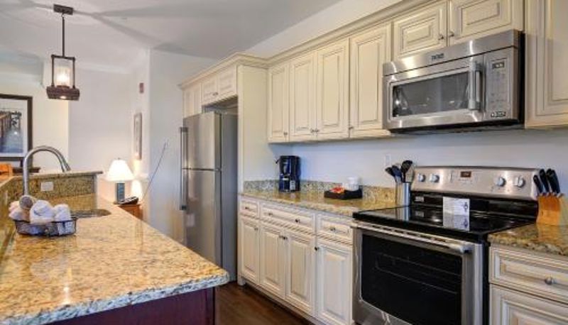 Suite - Waterside Resort