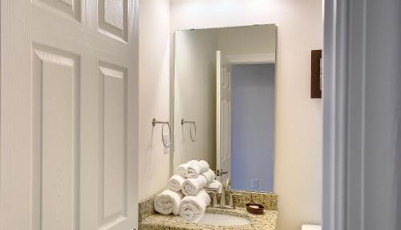 Suite - Waterside Resort