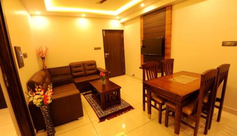 Süit - MC Suites Mysuru