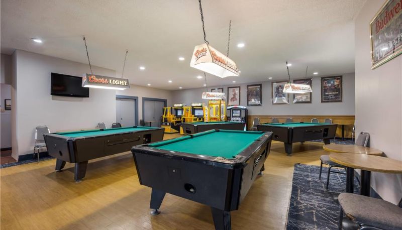 Interior view - Suburban Studios Canon City