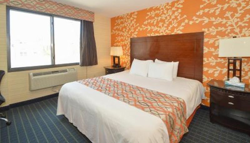 インフォメーションセンター - Corona Hotel New York - LaGuardia Airport