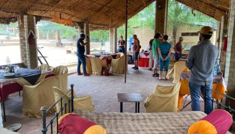 Frühstücksraum innerhalb des Restaurants - Raisar Umaid Desert Camp