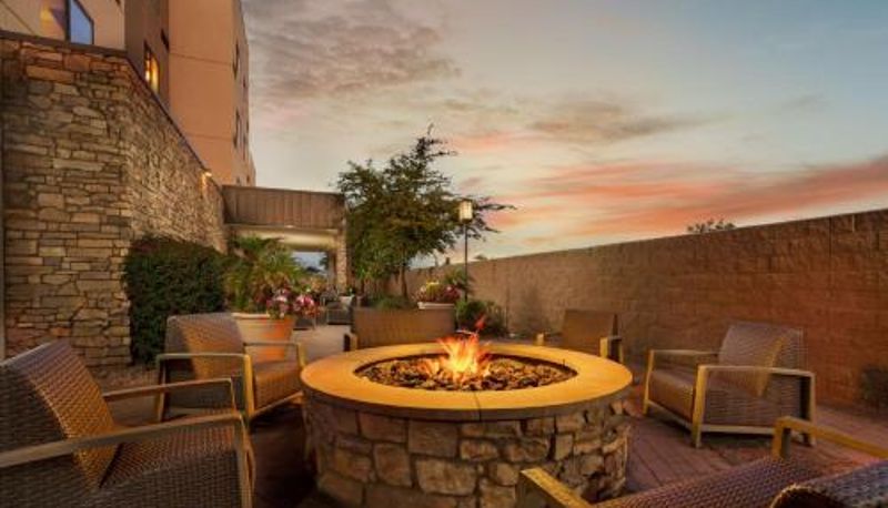 Info - Courtyard by Marriott Phoenix Mesa Gateway Airport
