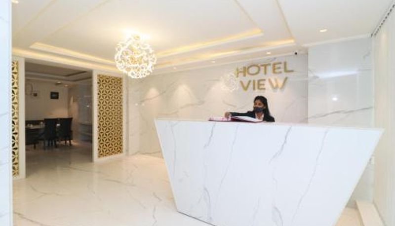 Resepsiyon - Delhi Airport Hotel View