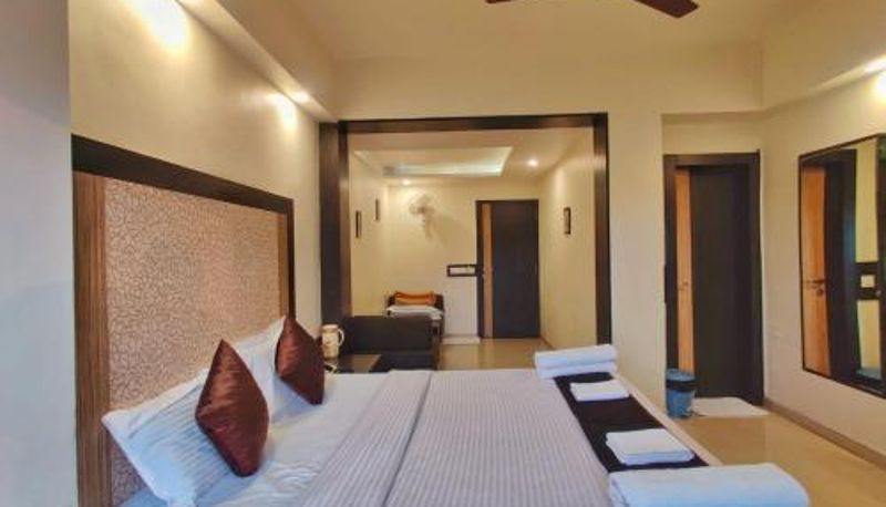 Zimmer - Pure Veg & Jain Food Hotel Ashwin Igatpuri
