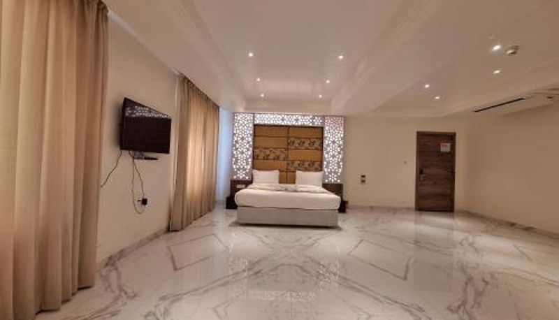 Zimmer - The Utopia Resort Sanchi