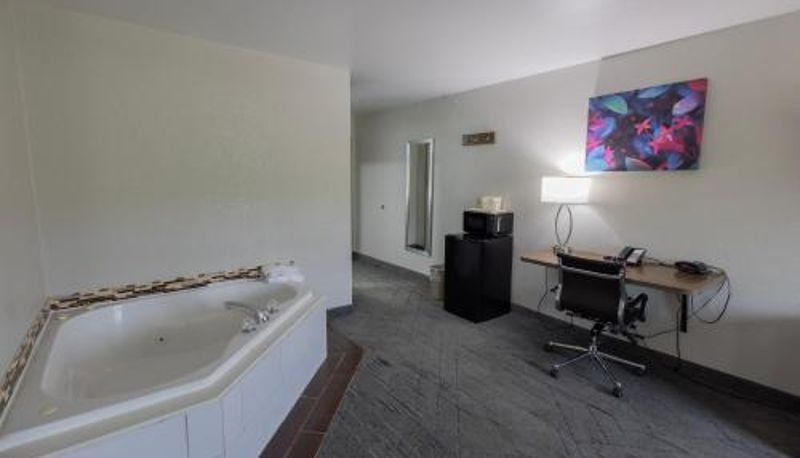 Bilgi - Countryside Inn and Suites