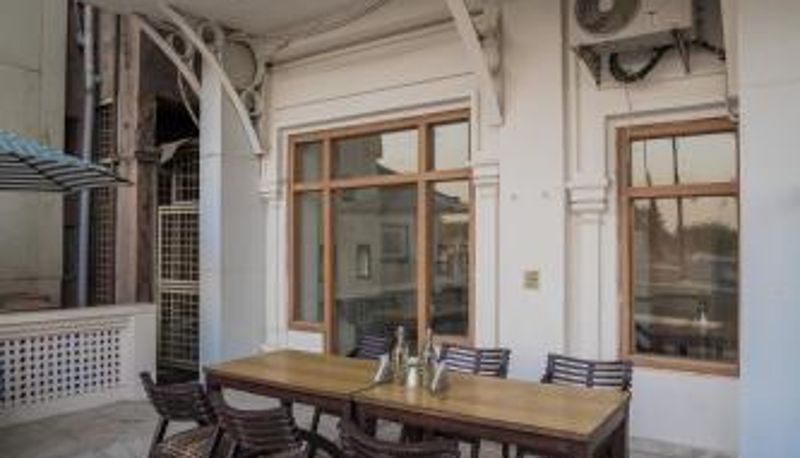 Sala śniadaniowa w restauracji - Ganga Heritage - By The Palm Bliss Resort