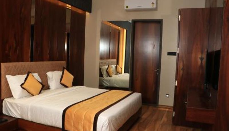 Suite - Hotel Rudra Royals