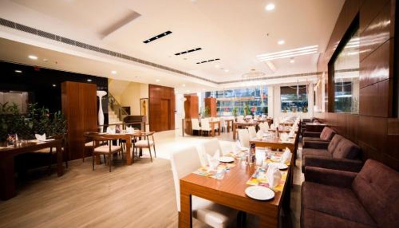 Informacje - Gurugram  Sector 29  Millennium City Center Alivaa Hotel