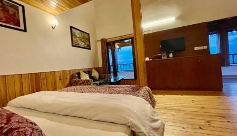 Suite - Shri Shail Inn Mukteshwar