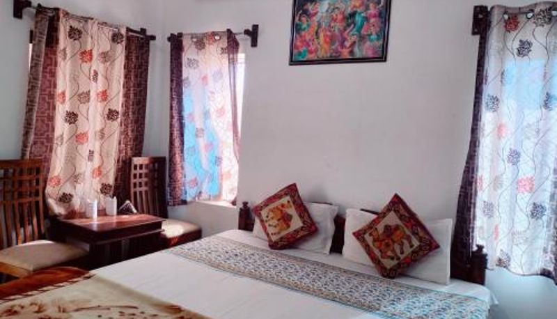 Camera standard - Hotel Mandawa Palace And Restaurent