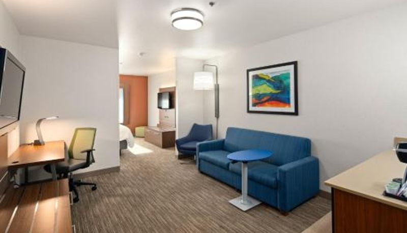 Suite - Holiday Inn Express Hotel & Suites Coeur D'Alene I-90 Exit 11 by IHG