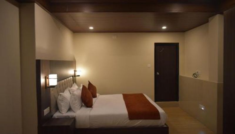 Zimmer - Keswani Group Tashi Heritage Hotel & Resort