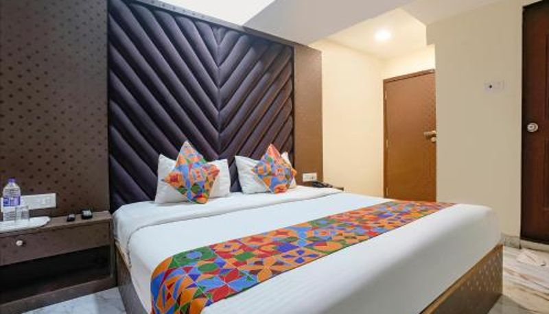 Informação - FabHotel Occazia Paradise - Nr Janki Devi High School
