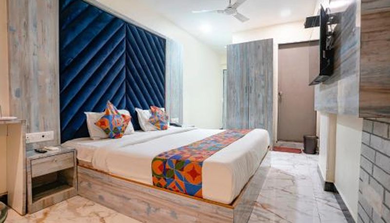 Informação - FabHotel Occazia Paradise - Nr Janki Devi High School