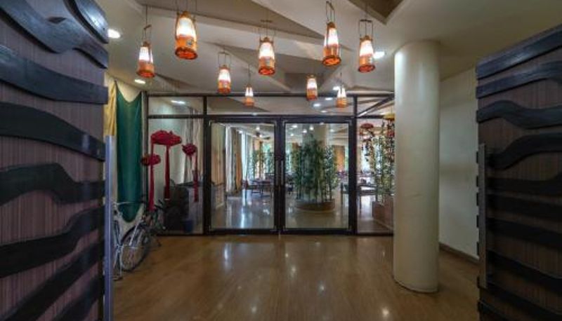 Restoran içinde kahvaltı salonu - Triose Boutique Hotel Lonavala