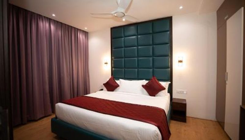 Suite - Hotel Silver Cle Hitech City Madhapur
