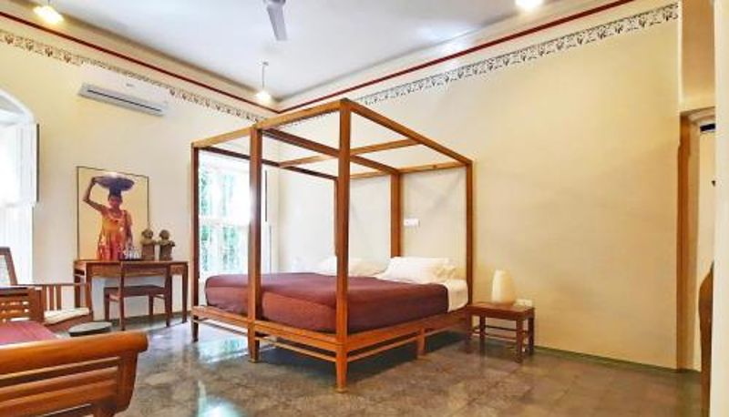 Camera - Saratha Vilas Chettinad