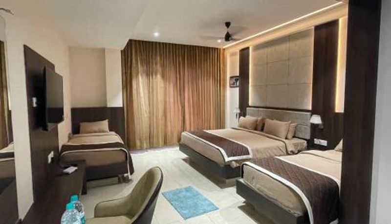 Camera standard - HOTEL VAHINI GRAND