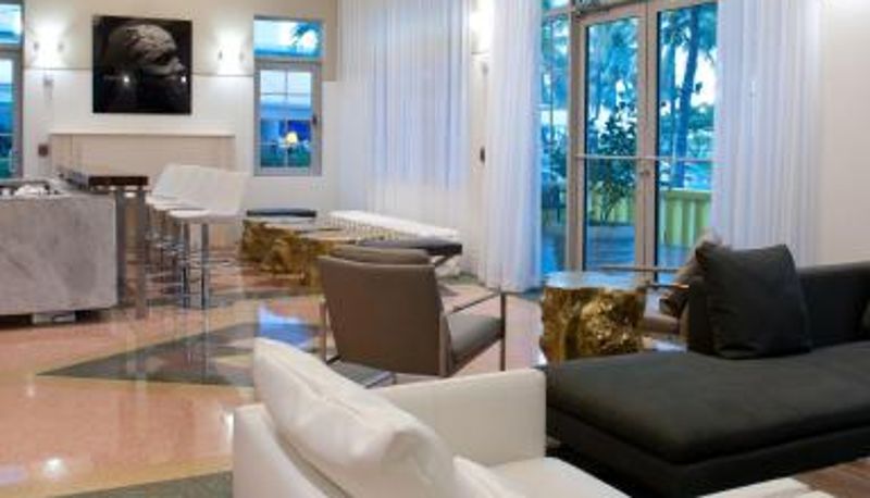Bilgi - Leslie Hotel Ocean Drive