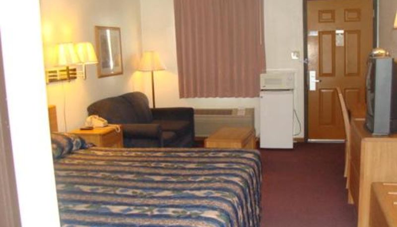 Zimmer - USA Inns of America