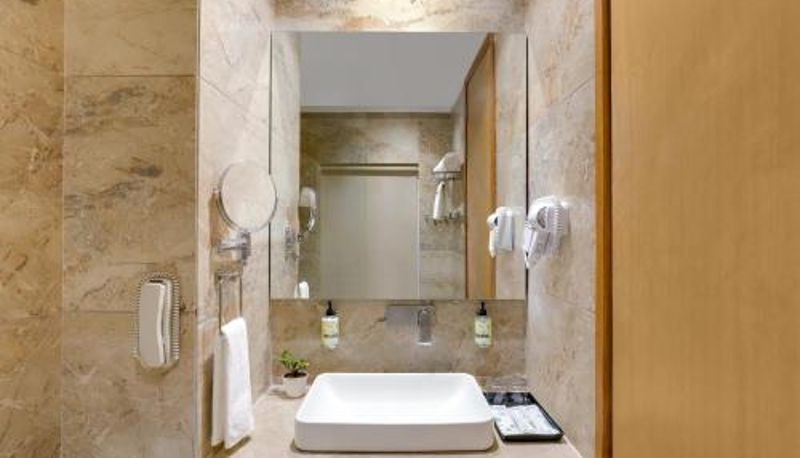 Habitación - Lemon Tree Hotel Agra