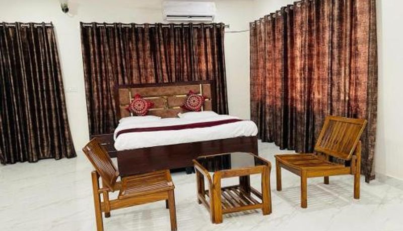 Info - Zora Park Luxury Rooms