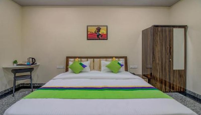 Zimmer - Chandrapur Treebo Royal