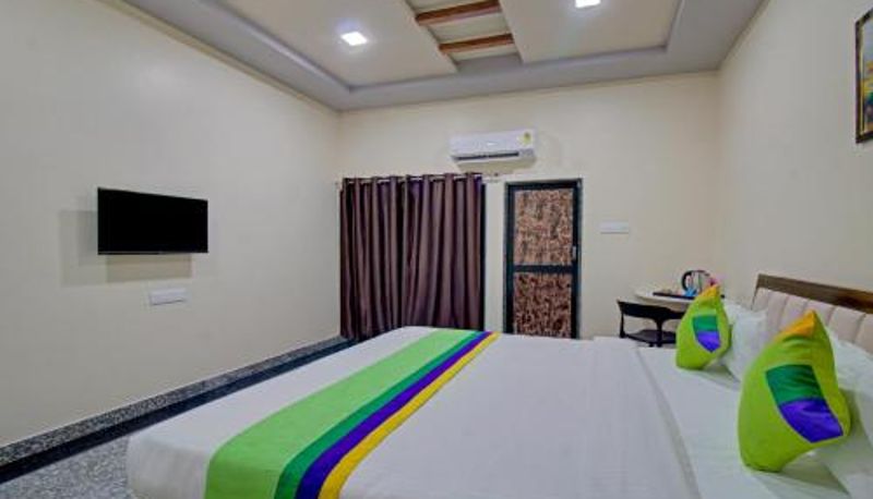 Info - Chandrapur Treebo Royal