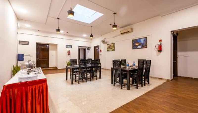 Informacje - Nook Inn & Suites - 2 Min Walk From MG ROAD METRO