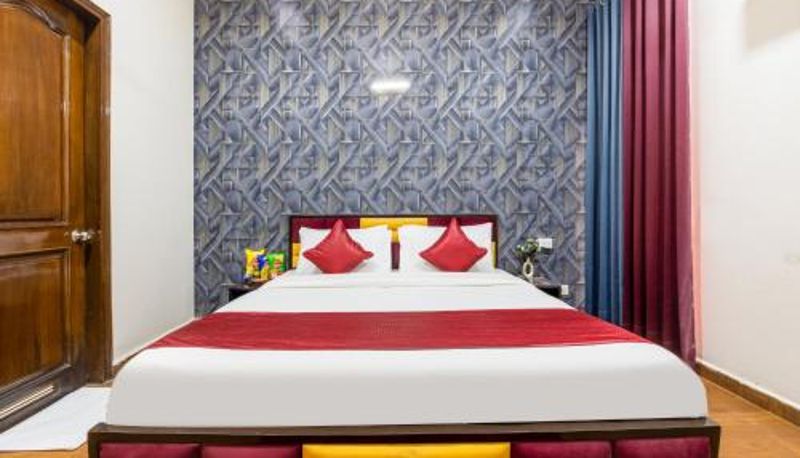 Informacje - Nook Inn & Suites - 2 Min Walk From MG ROAD METRO
