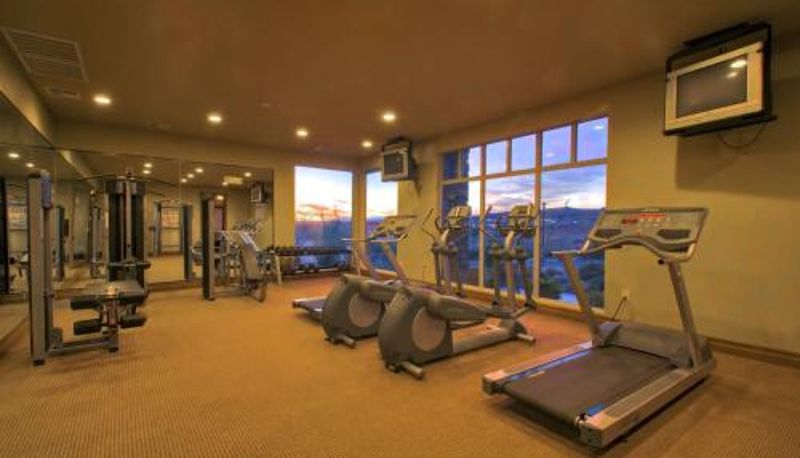 Pokój typu family - D5-Coral Springs Poolside-Ground Floor 3-bedroom Hillside View