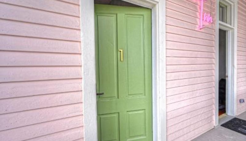 Info - Sugar's Inn Room 1 Historic NOLA Charm Cruise Port