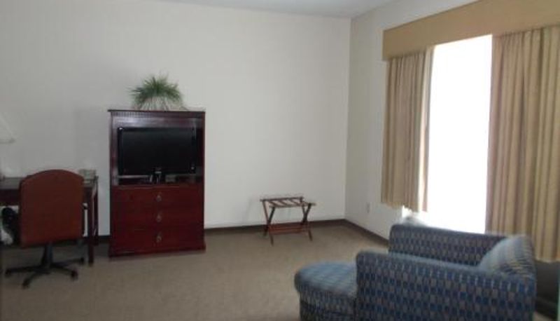Suite - Wingate by Wyndham Destin