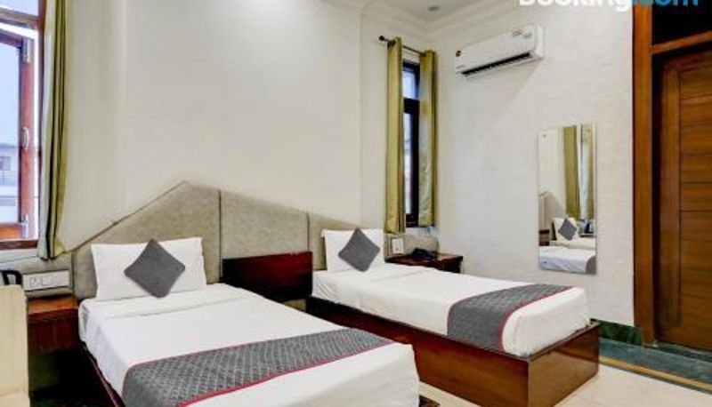Pokój - Townhouse 1252 Hotel Selaqui Inn