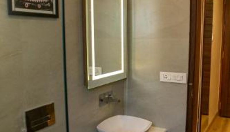 Cuarto de baño - Varanasi Four Leaf Hotel - Sapphire Blue
